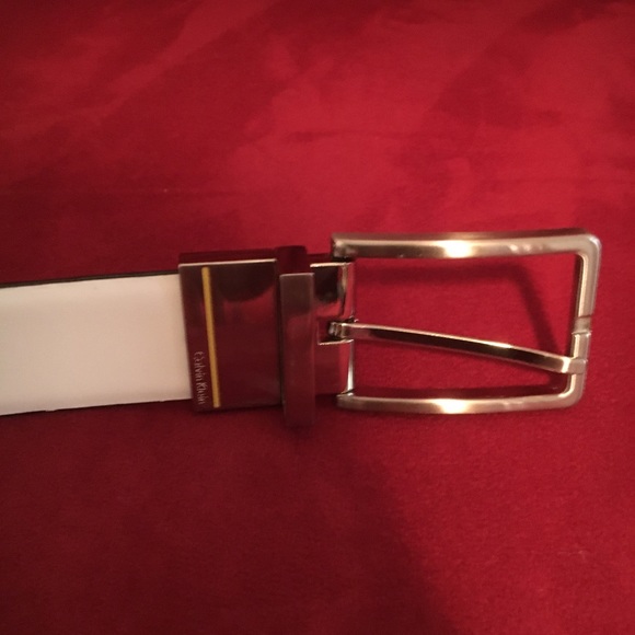 Calvin Klein white & brown leather reversible belt. Size 36. Worn twice. - Picture 3 of 6